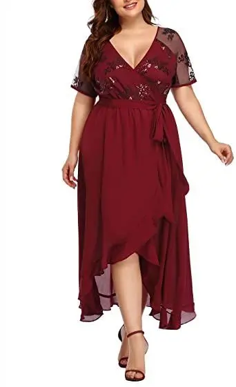 Plus-Size Dresses For Wedding Guests: 5 Trendy Attires To Buy